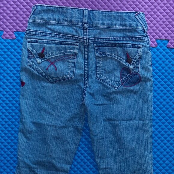 Stretch capri jeans, adjustable waist, heart print - Picture 3 of 4